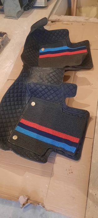 Коврики полики продается