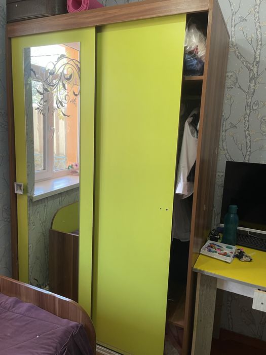 Детскии гарнитур