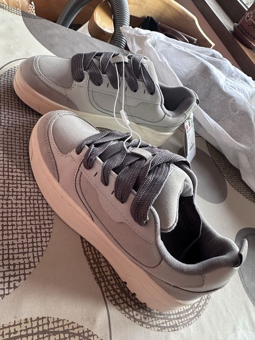 Кроссовки размер 34