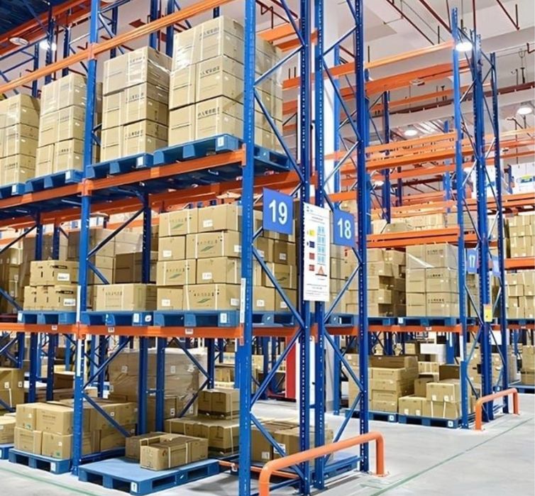 Rafturi metalice industriale