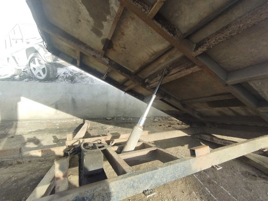 Самосвален кош за камион