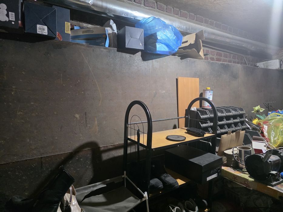 Два бака металические