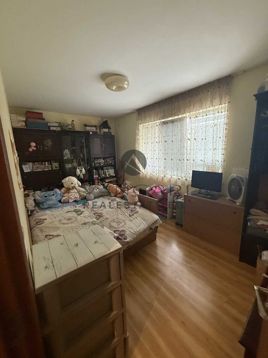 Продава се Тристаен апартамент в Пловдив, Христо Смирненски - 86 кв.м за 2254 €/кв.м - Снимка #3