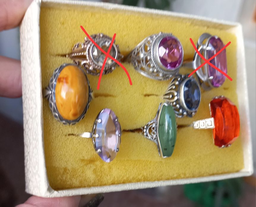 СССР серебро и бижутерия,брошки,бусы,серьги, значки, см.все фото