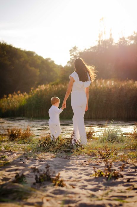 Фотограф - Варна /кръщене, бал, бременна, сватба, за двойки, семейни/