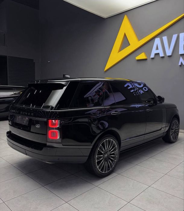 Range Rover Long Autobiography Vogue