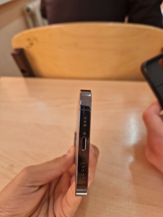 Обменяю айфон 12про