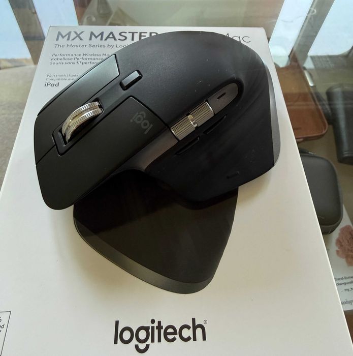 Мишка Logitech MX Master 3S for Mac с лека повреда