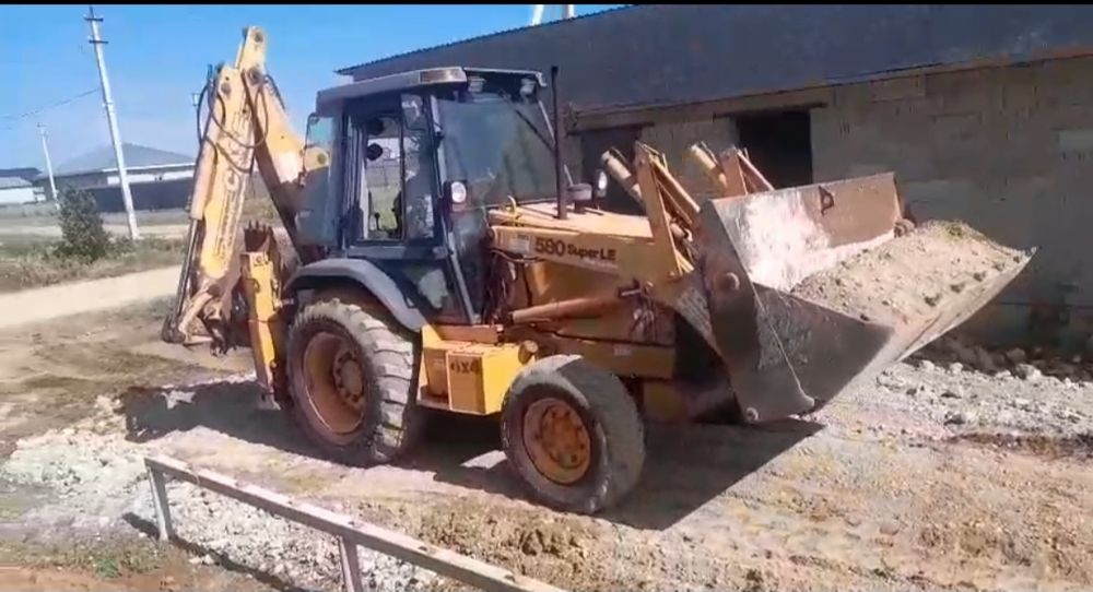 Продам эксковатор погрузчик