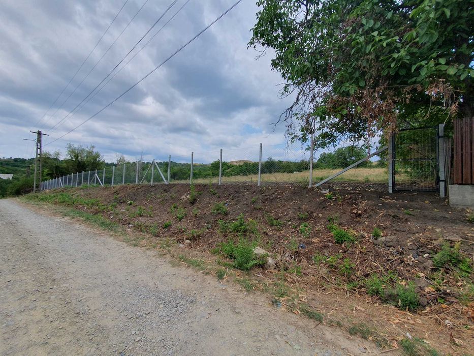 Vand Teren Intravilan 5019m² comuna Jugureni / Prahova