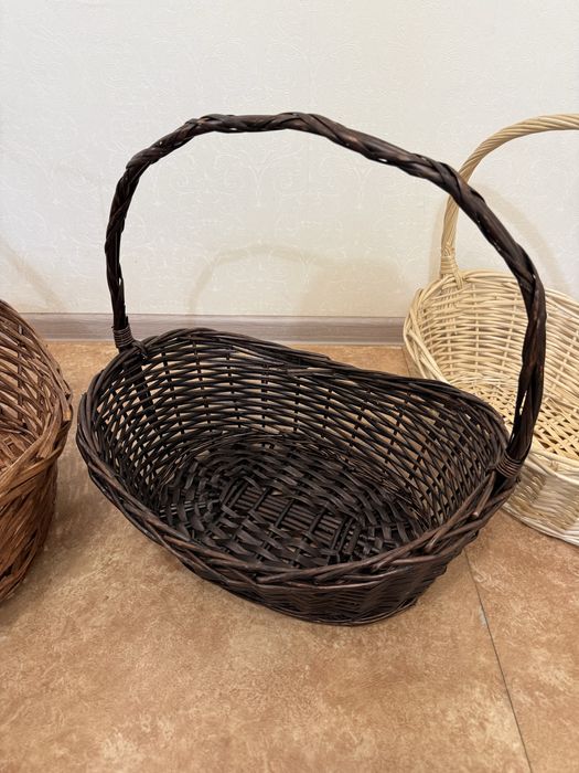 Продам корзины плетеные