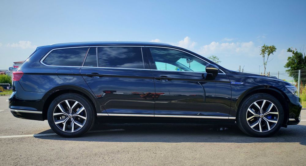 VOLKSWAGEN Passat 2021 — imagine 4