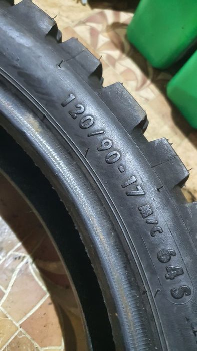 Continental TKC 80 // 120 90 17 & 150 70 17