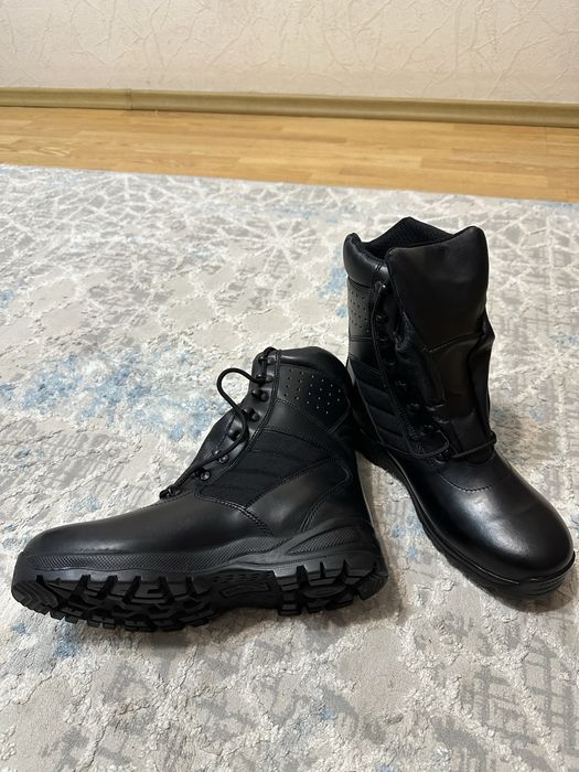 2-зимных берцы новый продам