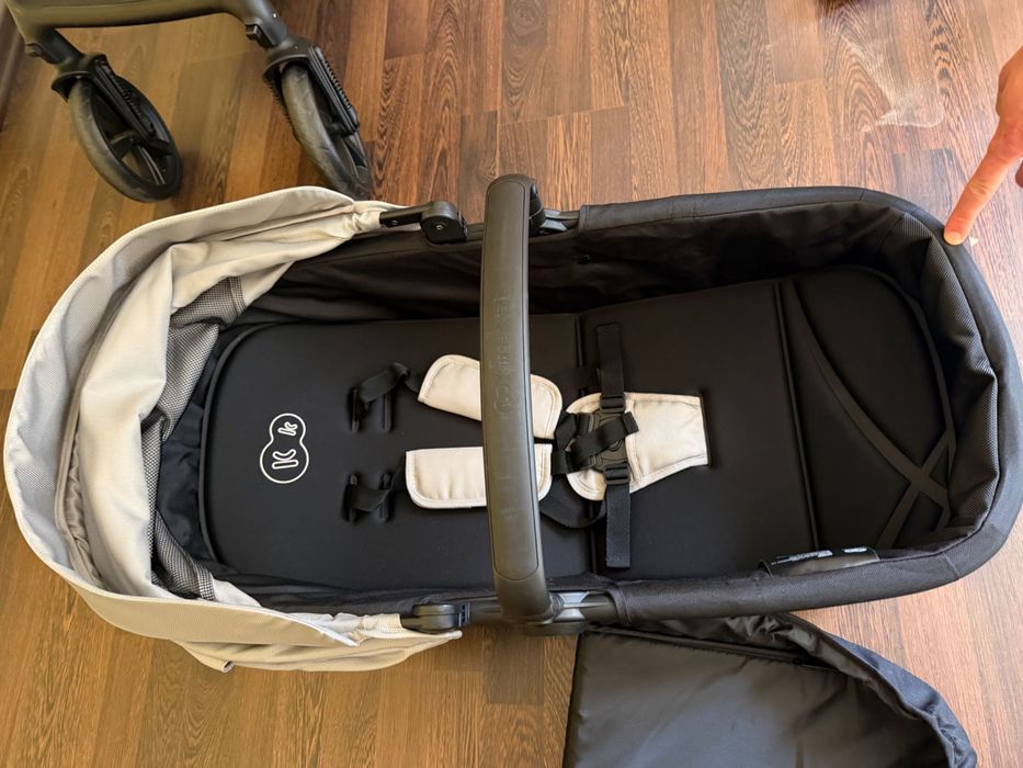 Cărucior copii KinderKraft Moov 2 4in1