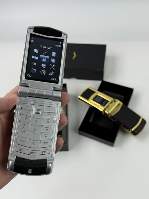 Vertu v77 Ayxta новый пачка