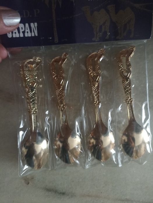 Позлатени лъжички за кафе