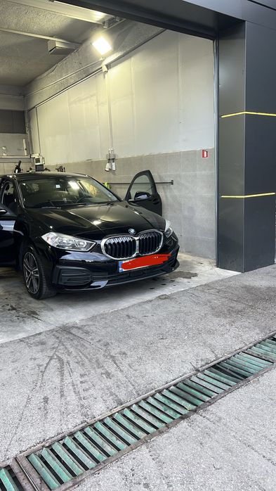 BMW 118i 2020 година