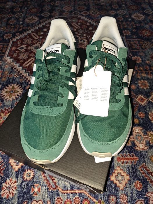 Кроссовки Адидас, Adidas