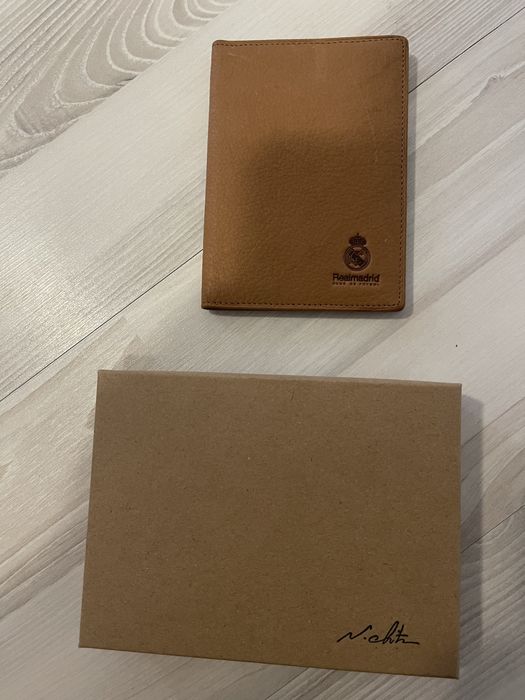 Portofel Real Madrin nou,din piele