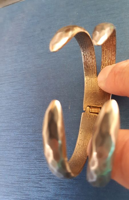 Гривна / Накит / Украшение