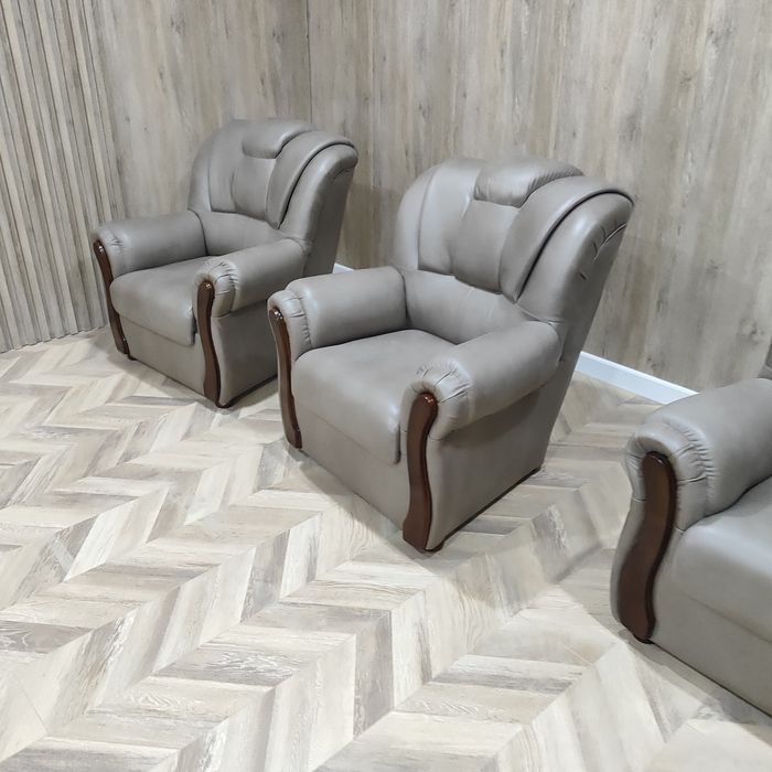 Изготовление мягкой мебели  рестоврация обивка и ремонт матрасы