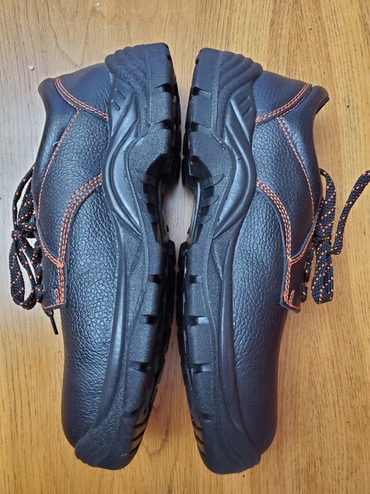 Защитни хоби обувки