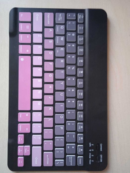 Продаю клавиатуру Bluetooth