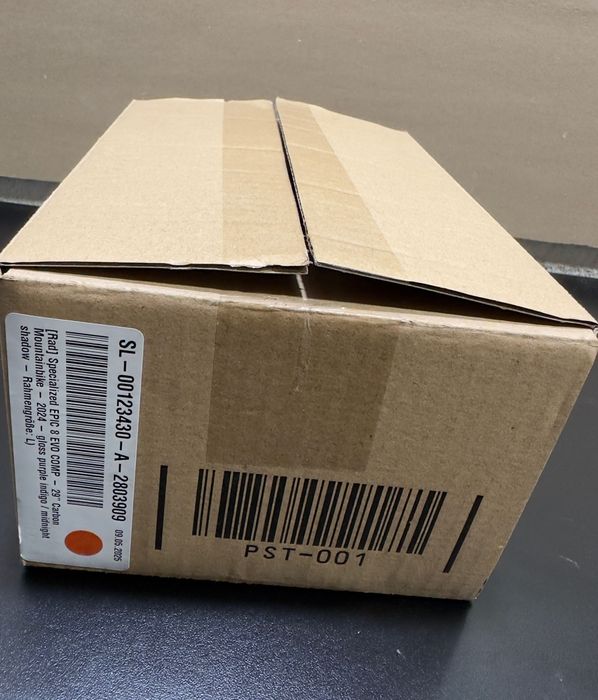 Specialized Epic EVO 8 – ~12.3 кг, състезателно, обслужено