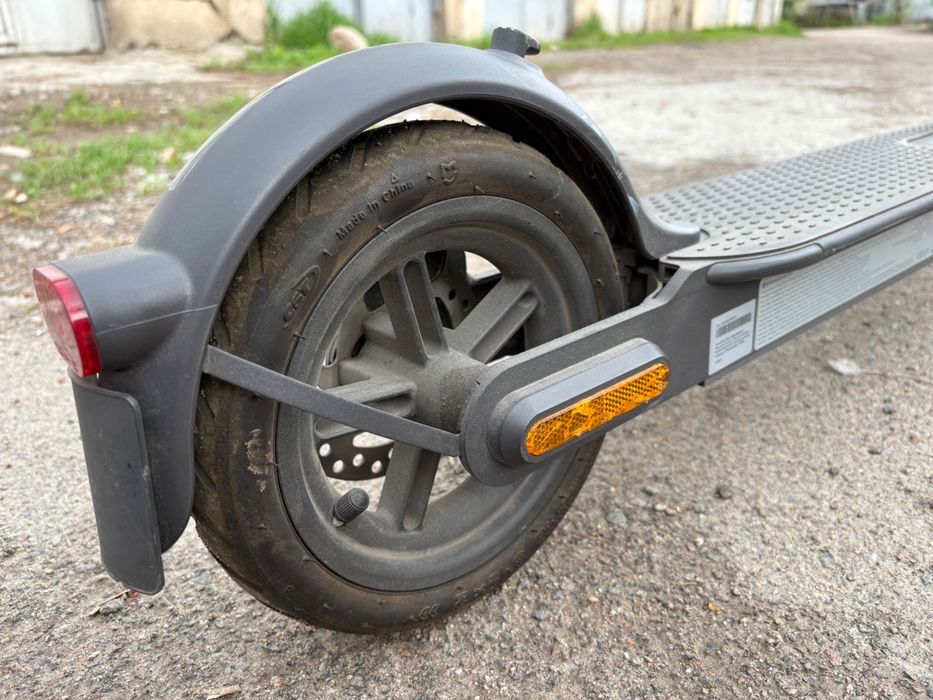 Самокат Xiaomi Mi Electric Scooter Pro 2