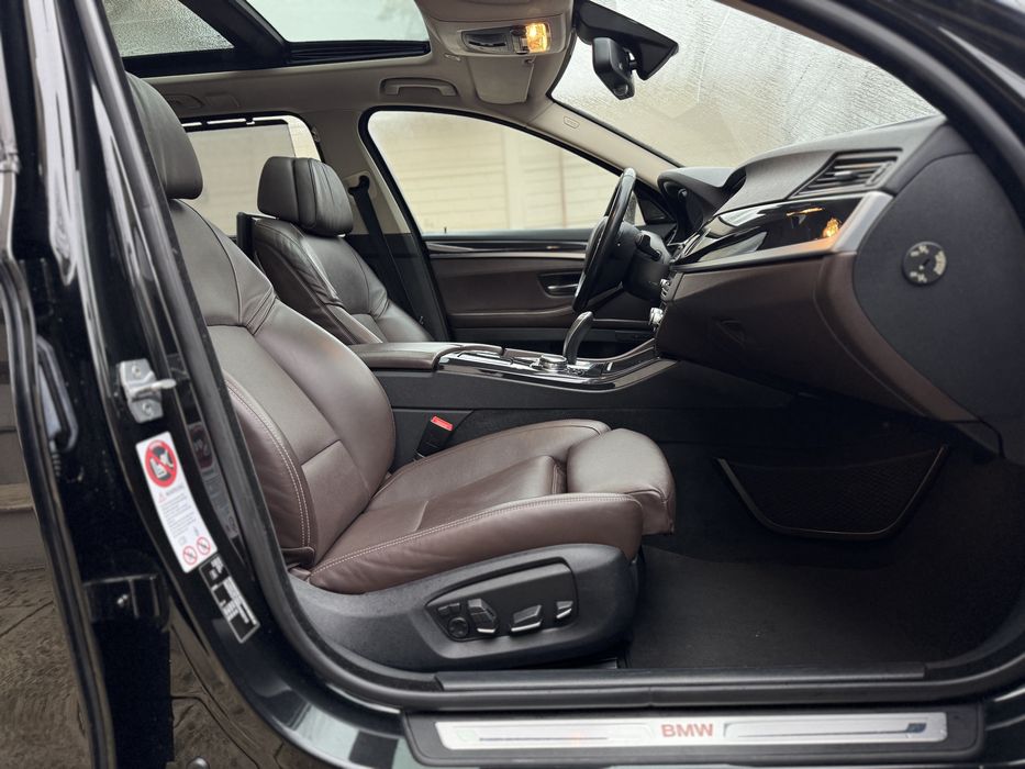 • Bmw 530 xDrive 258 cp Euro 6 Luxury Line •