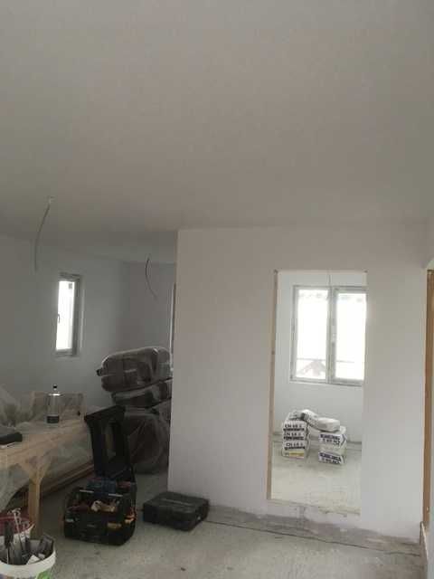 Execut lucrari interiorare