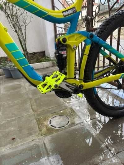 Giant Reign 2016 – 27.5 / размер M