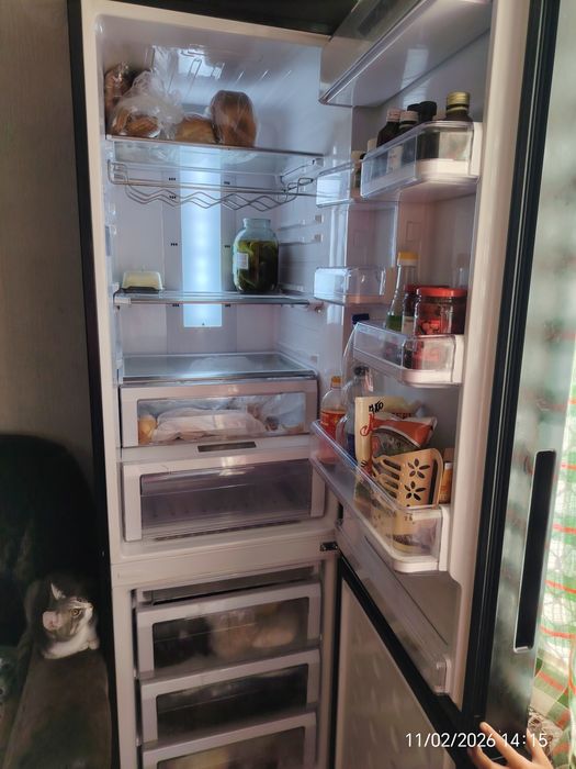 Продам холодильник