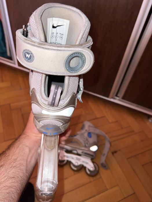 Role  / skateboard/peniboard