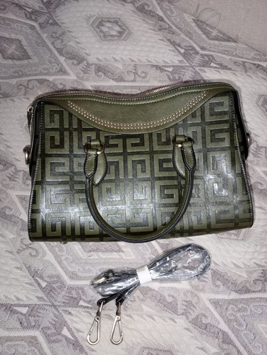 Продам сумку новую