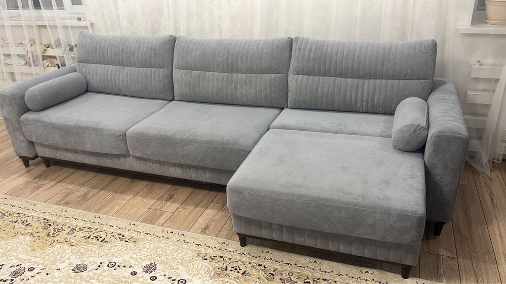 Раскладной диван с нишей для белья