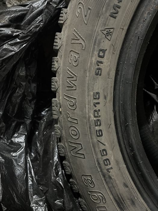 Продам шины R15 зимние