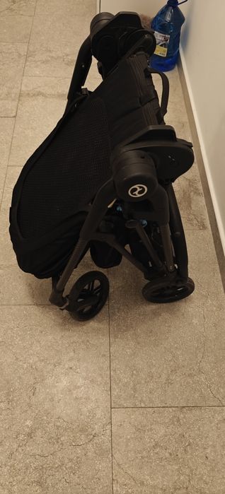 Cărucior Cubyx Melio Carbon - negru