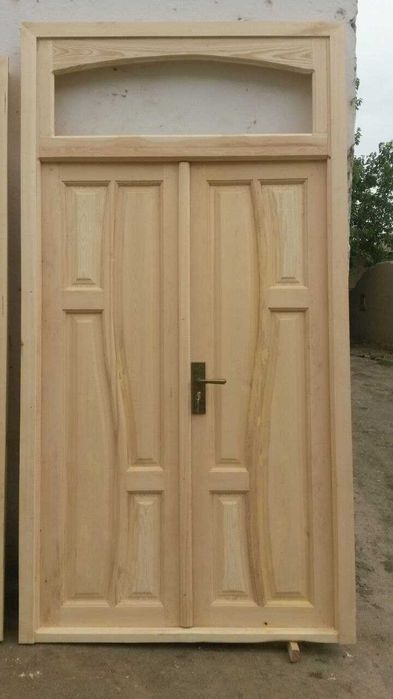 Kuxnya uchun eshik va romlar yog'ochdan, окна и дверей из дерева