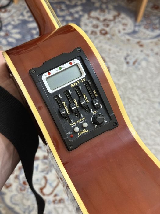 Продается гитара