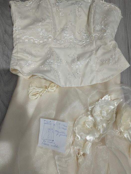 Rochie mireasa din două piese