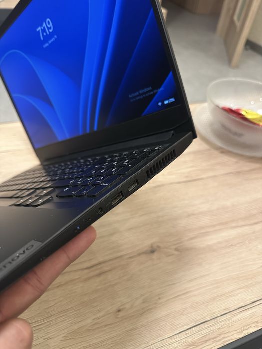 Лаптоп леново гейминг