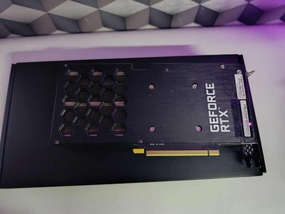 Placa video gaming gtx 3060 12 gb perfect funcțională garanție 12 luni