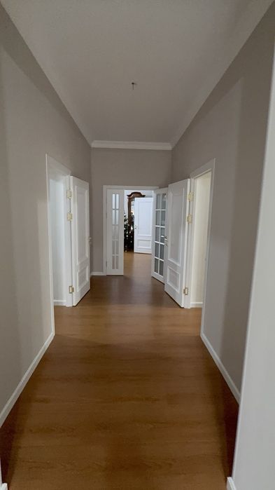 Сдаётся участок 4.5 соток 6 комнаты 180 квадрат.  Яккасарайский район