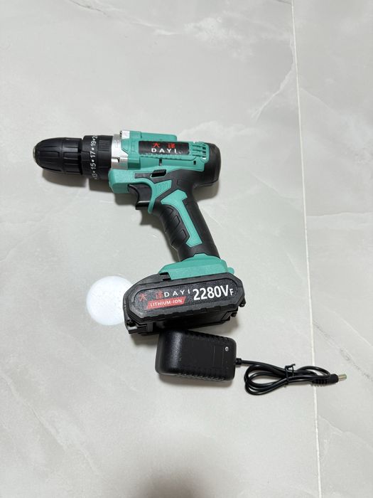 Шуруповерт новый!