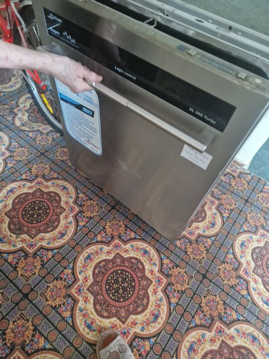 Продам посудомоечную машину новую