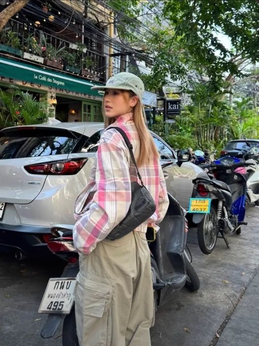 Клетчатая ветровка с воротом осень -весна женская