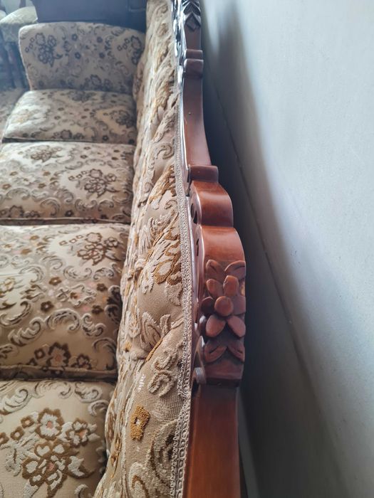 Продавам холова гарнитура - барок