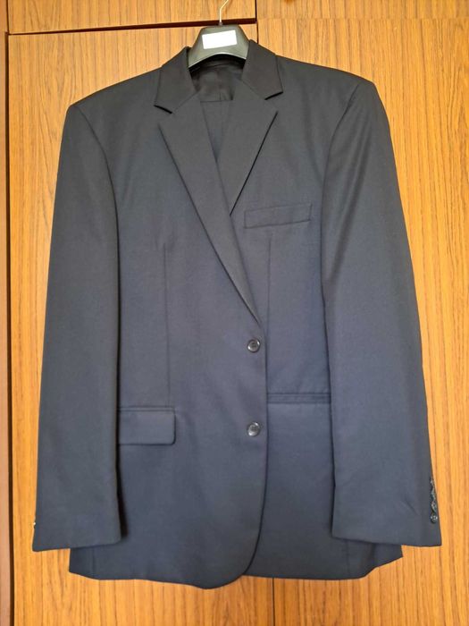 Продавам мъжки костюм,, MONTELI,,